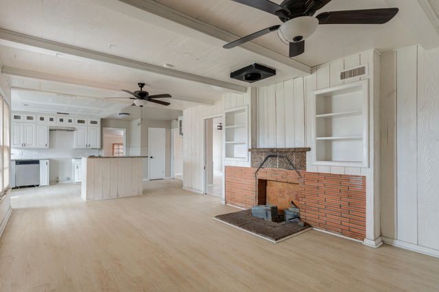 2213 33rd Street, Lubbock, TX 79411