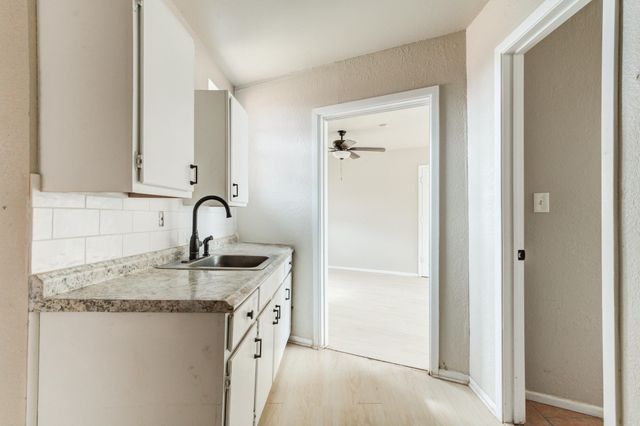 2213 33rd Street, Lubbock, TX 79411