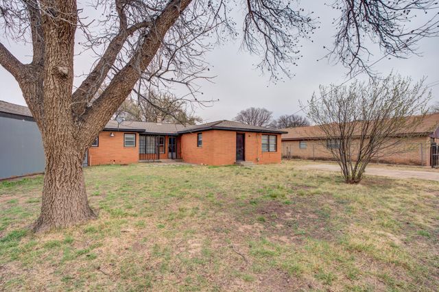 2213 33rd Street, Lubbock, TX 79411