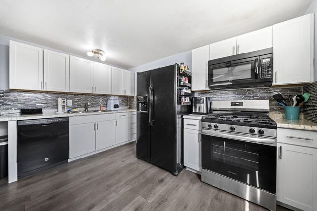 751 Harwood Drive, Columbus, OH 43228