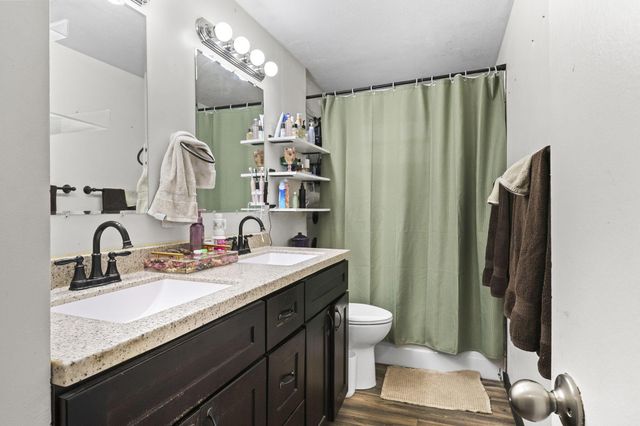 751 Harwood Drive, Columbus, OH 43228