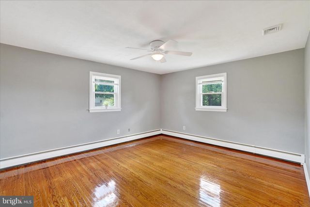 4158 TROWBRIDGE RD, York, PA 17402