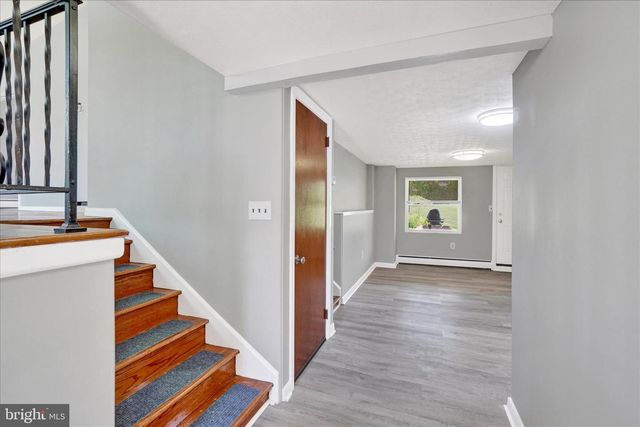 4158 TROWBRIDGE RD, York, PA 17402