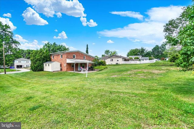 4158 TROWBRIDGE RD, York, PA 17402