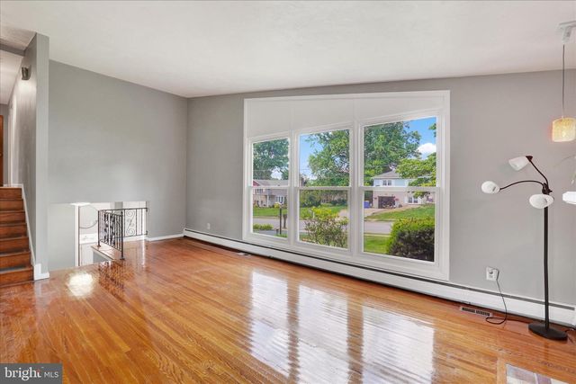 4158 TROWBRIDGE RD, York, PA 17402