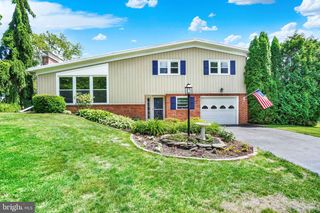 4158 TROWBRIDGE RD, York, PA 17402