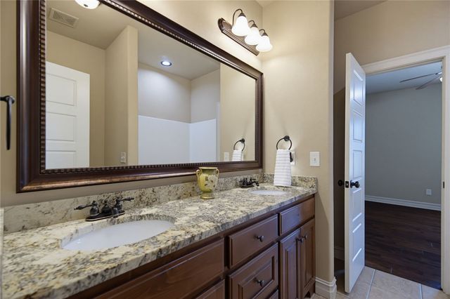 4103 SW Buckeye Street, Bentonville, AR 72713