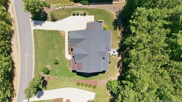 55 Bob White, Pittsboro, NC 27312