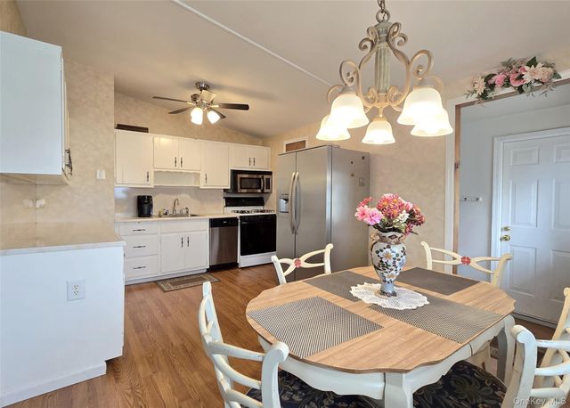 32 Dennis Drive, Lake Ronkonkoma, NY 11779