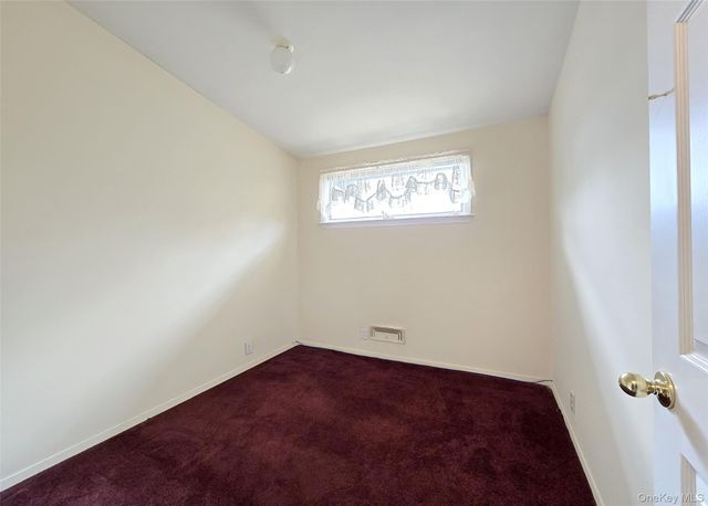 32 Dennis Drive, Lake Ronkonkoma, NY 11779