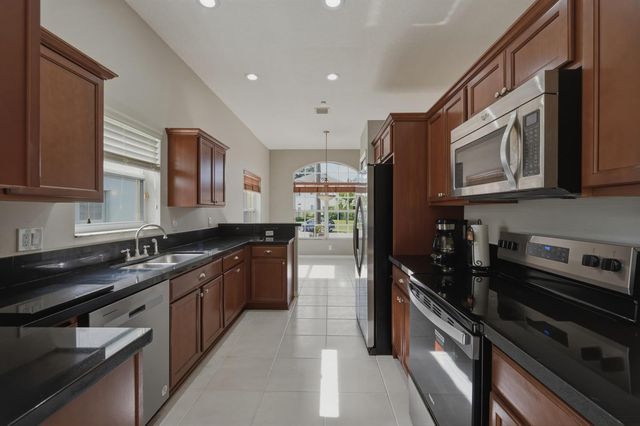 10827 La Salinas Circle, Boca Raton, FL 33428