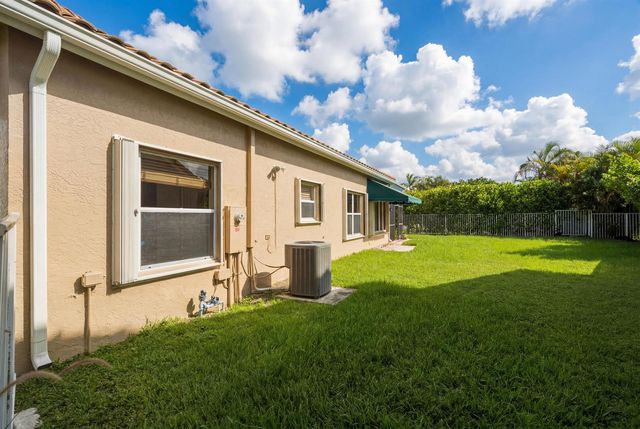 10827 La Salinas Circle, Boca Raton, FL 33428