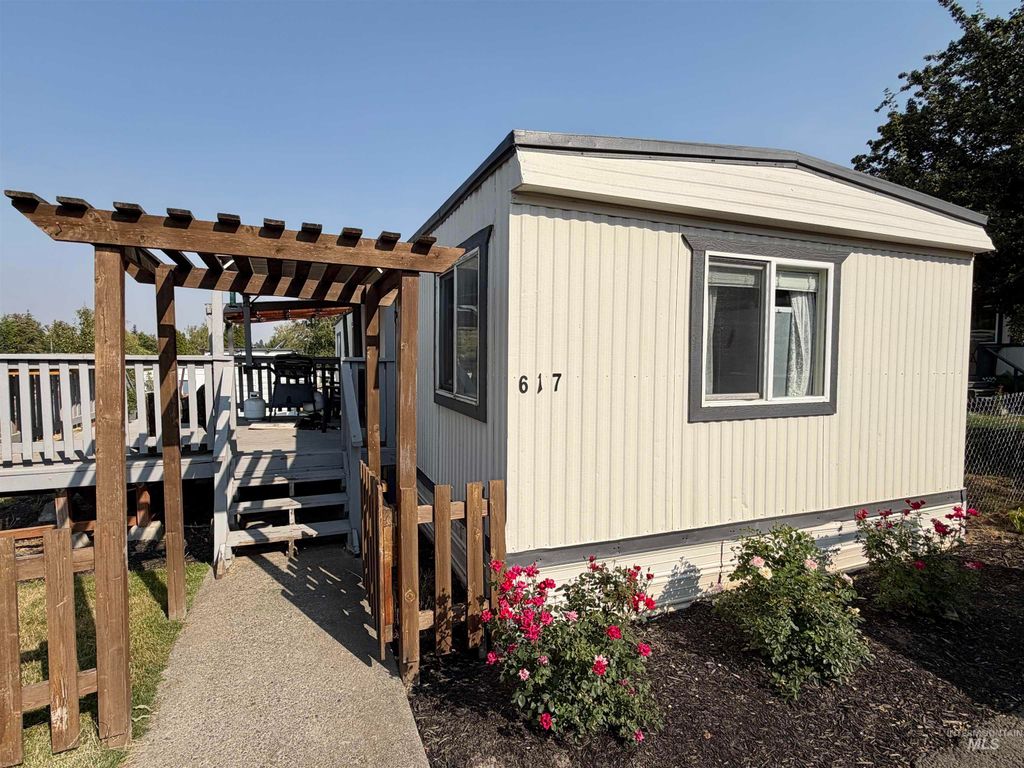 411 N Almon 617, Moscow, ID 83843 photo 1
