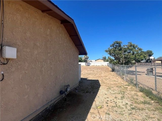10278 Balsam Avenue, Hesperia, CA 92345
