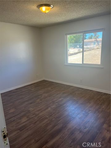 10278 Balsam Avenue, Hesperia, CA 92345