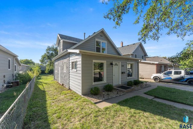 1103 N Duluth Ave Avenue, Sioux Falls, SD 57104