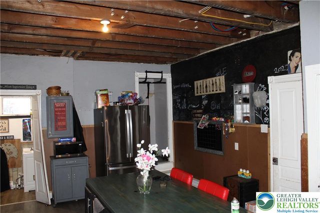 2365 Main, Northampton Boro, PA 18067