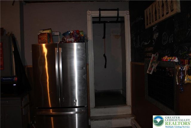 2365 Main, Northampton Boro, PA 18067