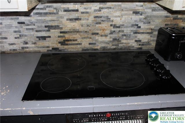 2365 Main, Northampton Boro, PA 18067