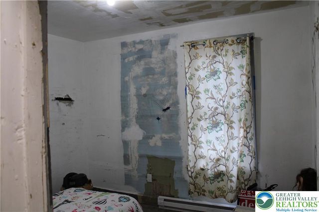 2365 Main, Northampton Boro, PA 18067