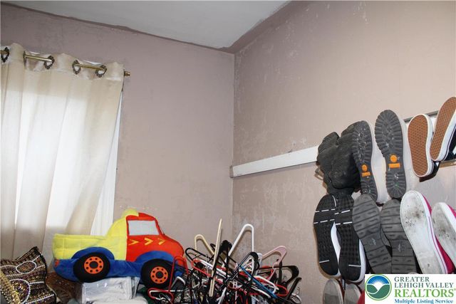 2365 Main, Northampton Boro, PA 18067