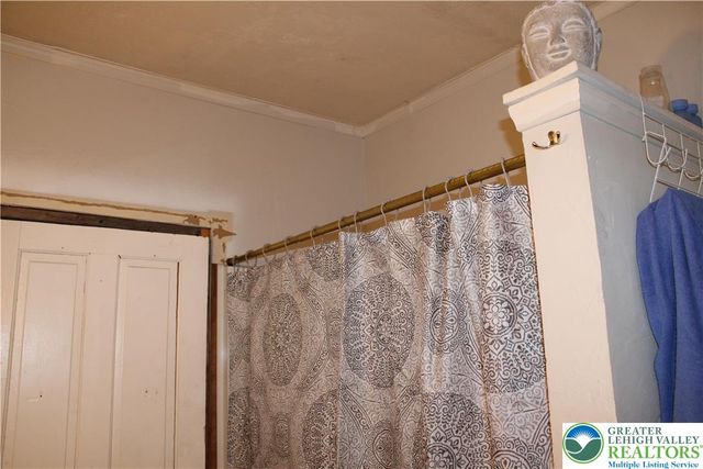 2365 Main, Northampton Boro, PA 18067