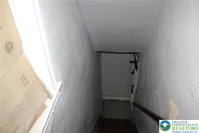 2365 Main, Northampton Boro, PA 18067