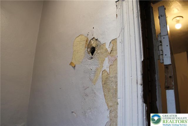 2365 Main, Northampton Boro, PA 18067