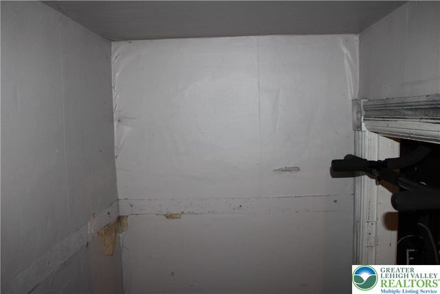 2365 Main, Northampton Boro, PA 18067