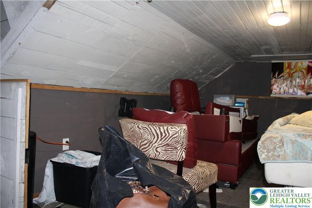 2365 Main, Northampton Boro, PA 18067