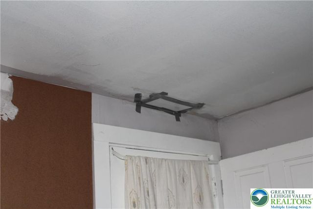 2365 Main, Northampton Boro, PA 18067