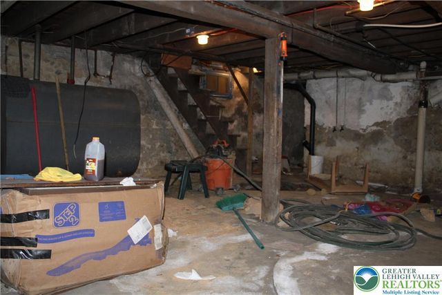 2365 Main, Northampton Boro, PA 18067