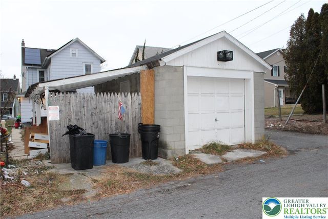 2365 Main, Northampton Boro, PA 18067