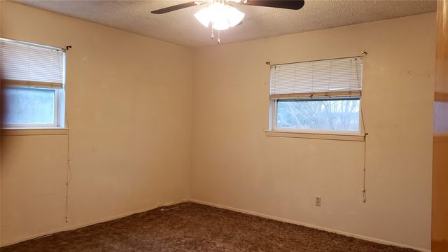 1802 SE 26th Avenue, Mineral Wells, TX 76067