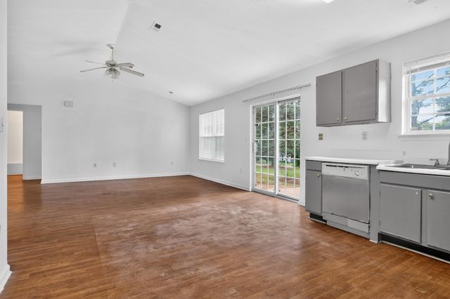 526 Lavendula Street, Spartanburg, SC 29301