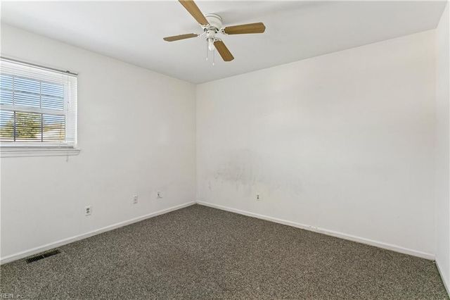 195 Bentley DR, Newport News, VA 23602