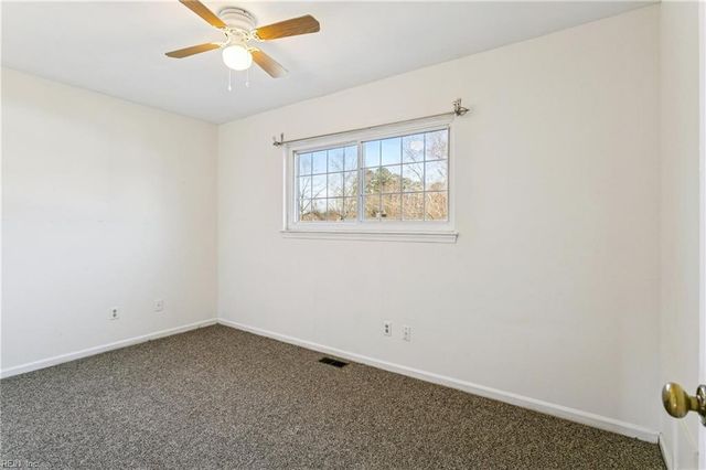 195 Bentley DR, Newport News, VA 23602