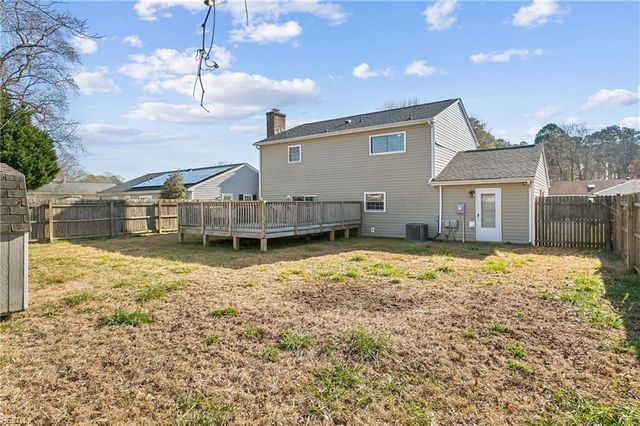 195 Bentley DR, Newport News, VA 23602