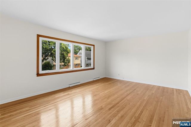78 E Almira Street, Bloomfield, NJ 07003
