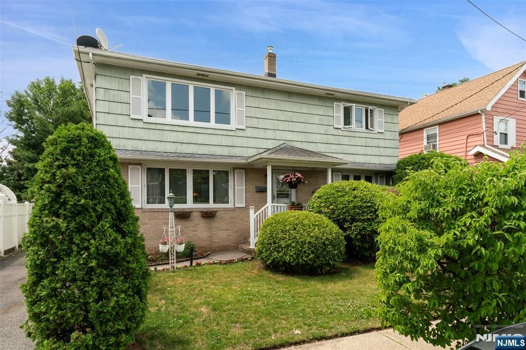 78 E Almira Street, Bloomfield, NJ 07003