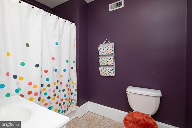 309 W EARLHAM TER, Philadelphia, PA 19144