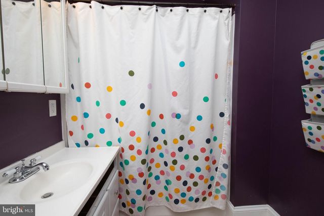309 W EARLHAM TER, Philadelphia, PA 19144