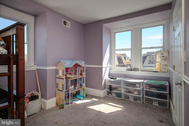 309 W EARLHAM TER, Philadelphia, PA 19144