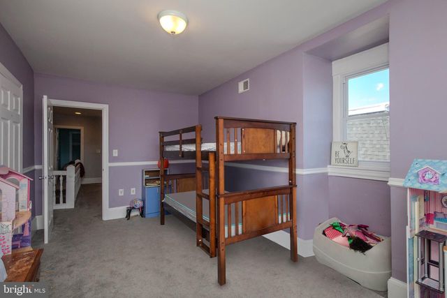 309 W EARLHAM TER, Philadelphia, PA 19144