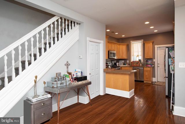 309 W EARLHAM TER, Philadelphia, PA 19144