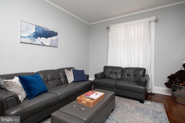 309 W EARLHAM TER, Philadelphia, PA 19144