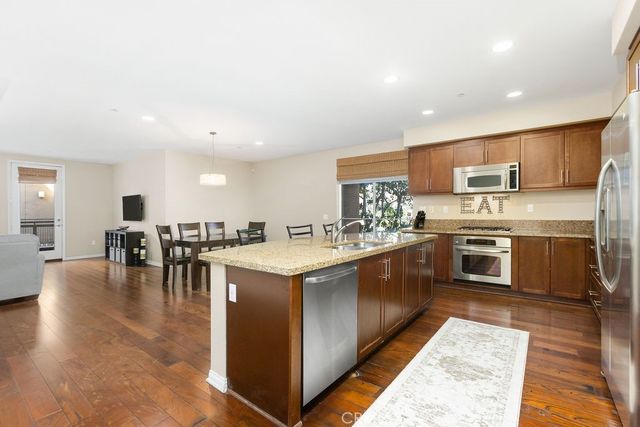 623 Rockefeller, Irvine, CA 92612