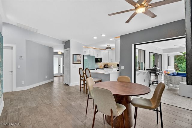 5270 Berkeley DR, Naples, FL 34112