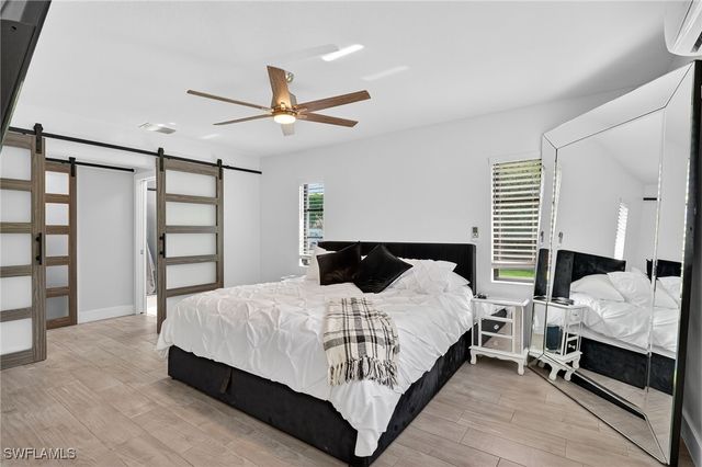 5270 Berkeley DR, Naples, FL 34112