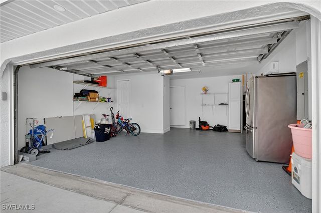 5270 Berkeley DR, Naples, FL 34112